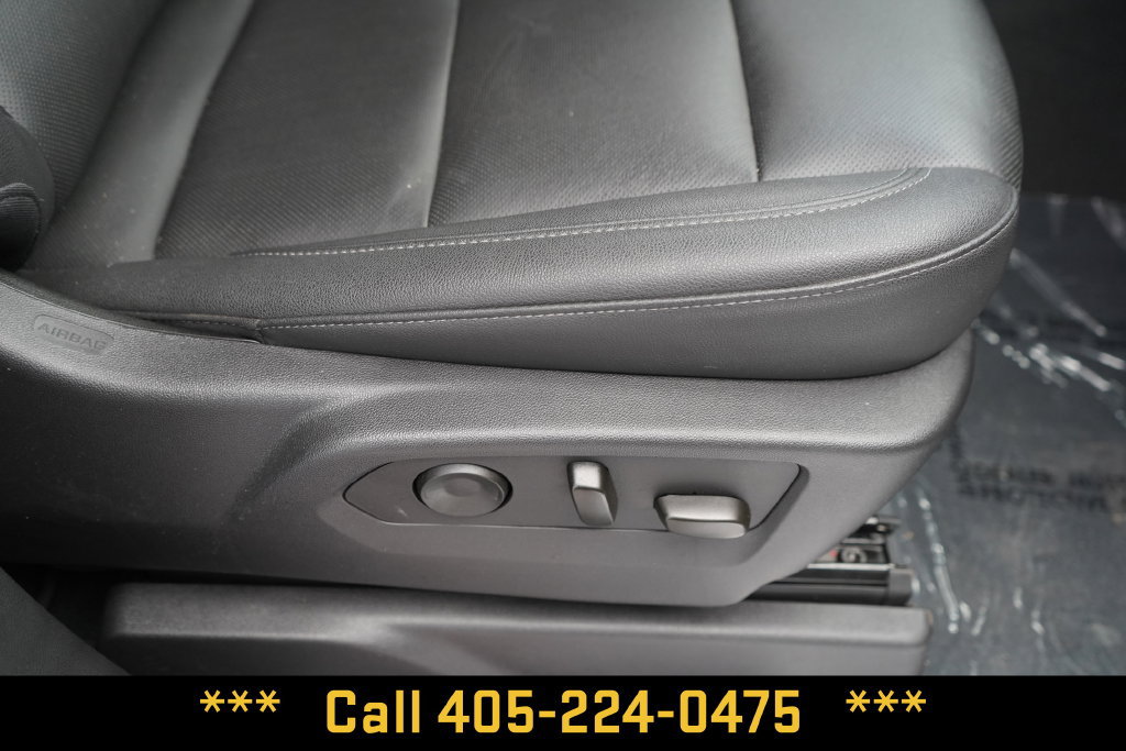 Used 2025 GMC Sierra 1500 SLT AWD/4WD image 26