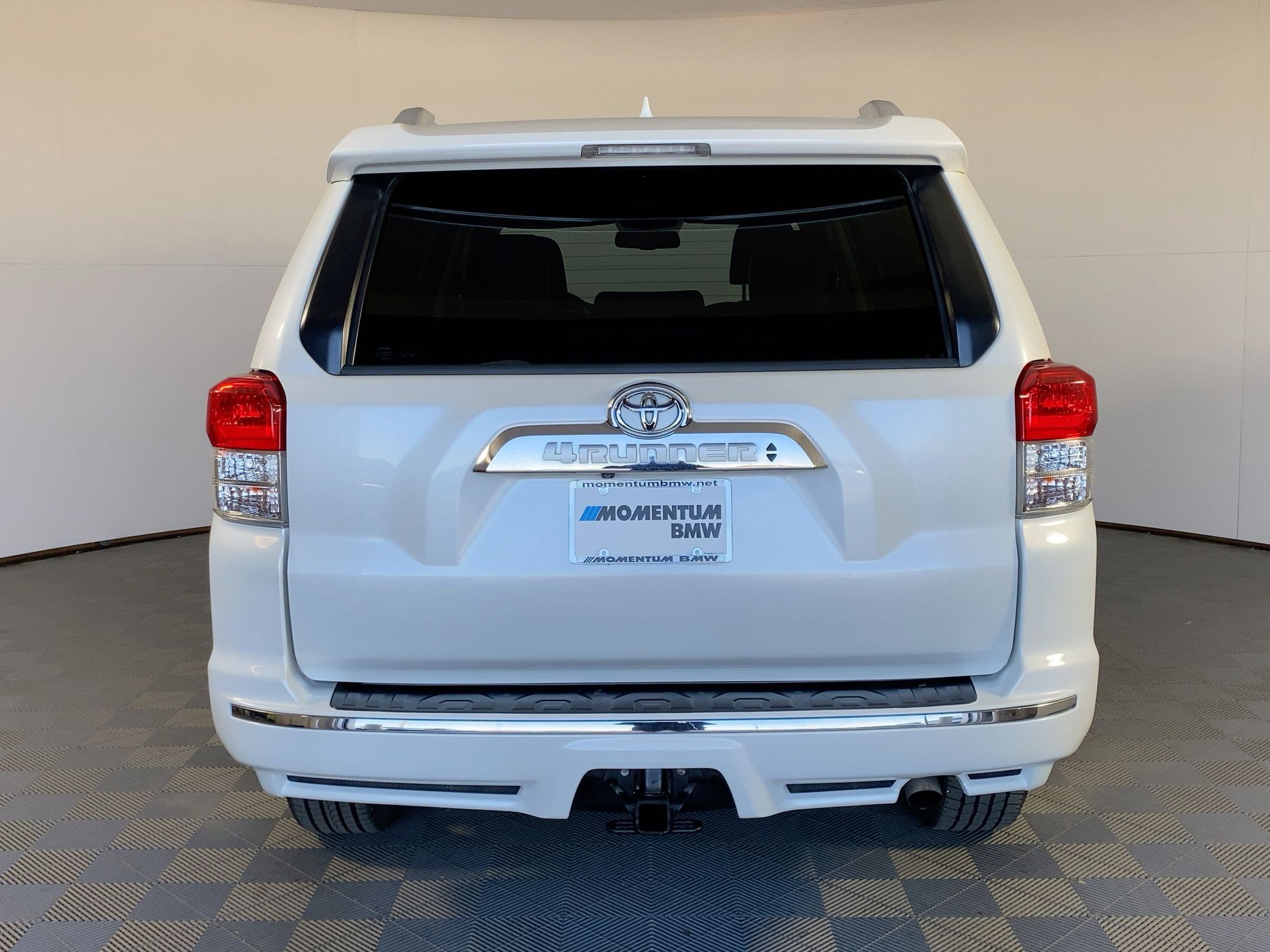 Used 2013 Toyota 4Runner Limited image 8