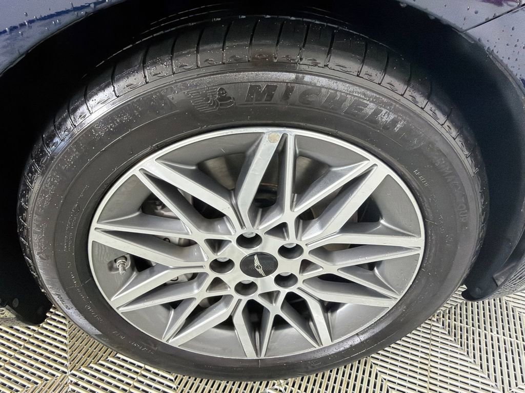 Used 2025 Genesis G80 2.5T AWD/4WD image 13