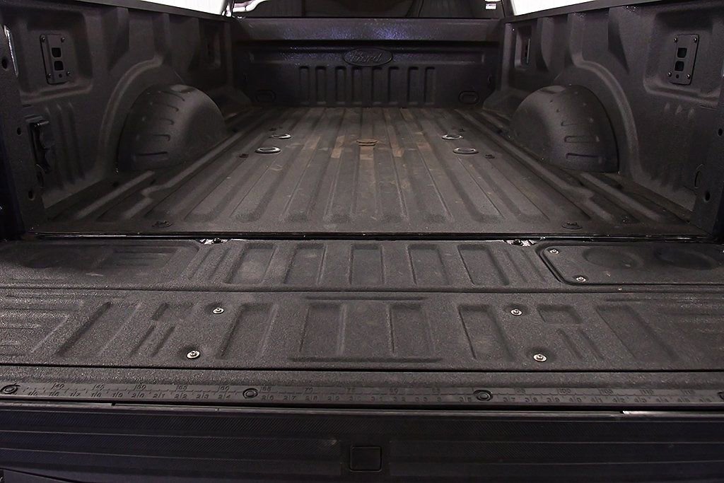 Used 2025 Ford F450 Platinum w/ FX4 Off-Road Package image 13