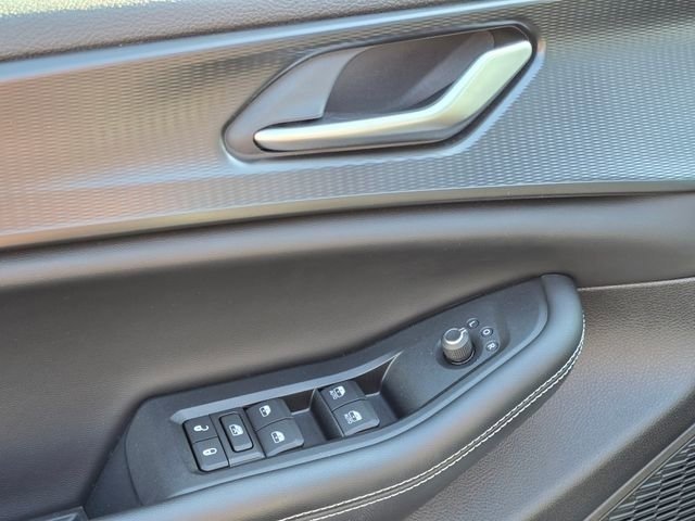 Used 2023 Jeep Grand Cherokee L Laredo AWD/4WD image 39