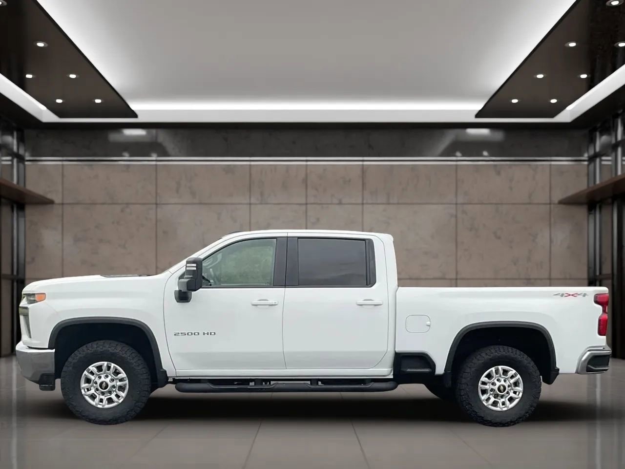 Used 2022 Chevrolet Silverado 2500 LT w/ Convenience Package image 2