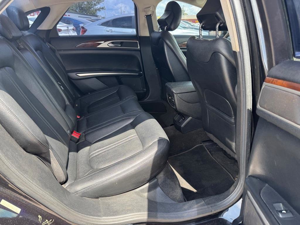 Used 2015 Lincoln MKZ FWD image 14