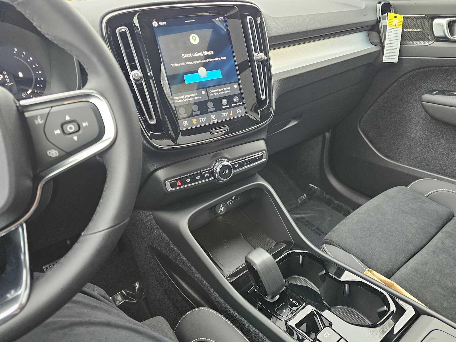 New 2026 Volvo XC40 B5 Ultra w/ Climate Package AWD/4WD image 31