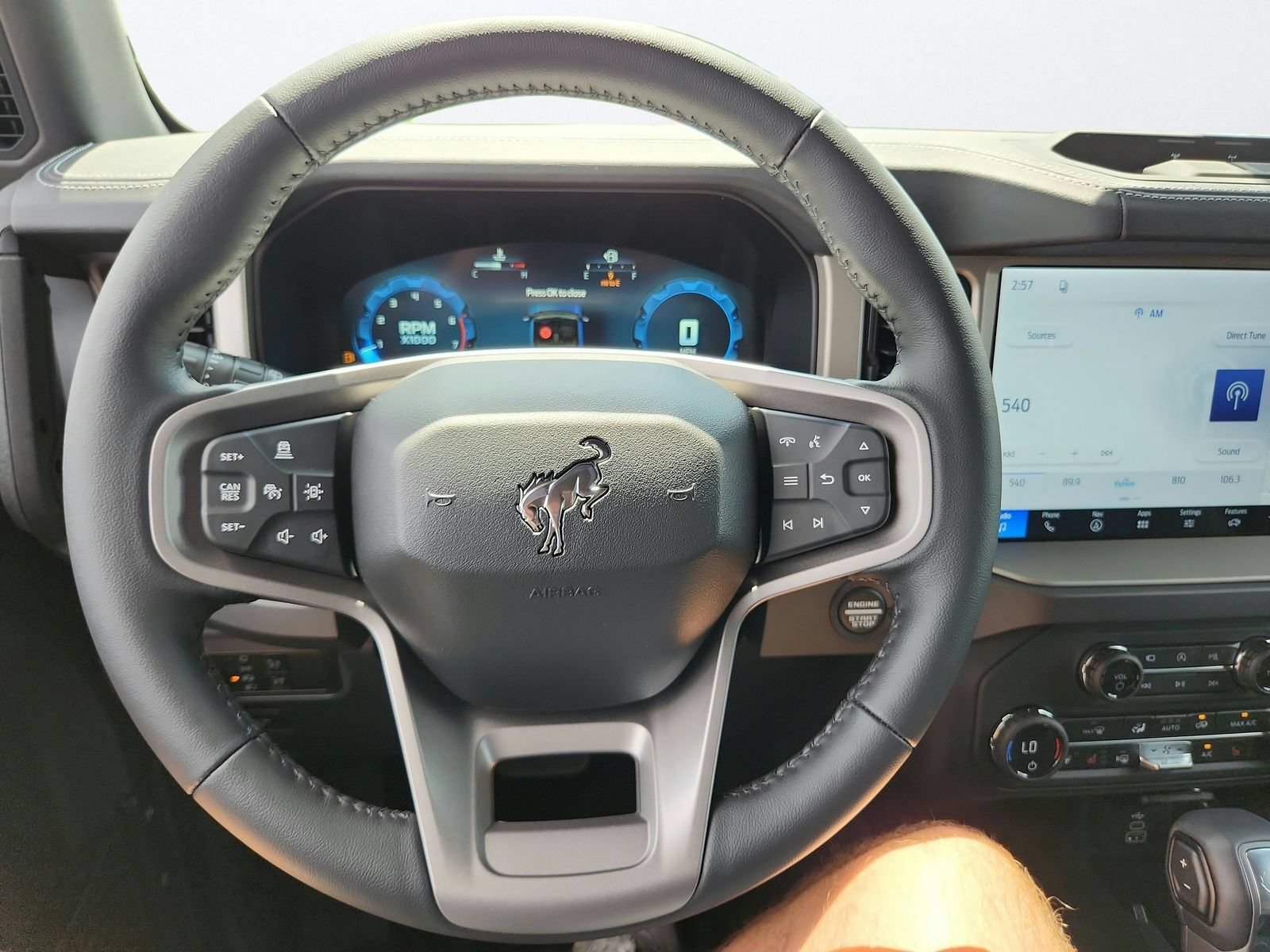 New 2026 Ford Bronco Outer Banks w/ Sasquatch Package AWD/4WD image 16