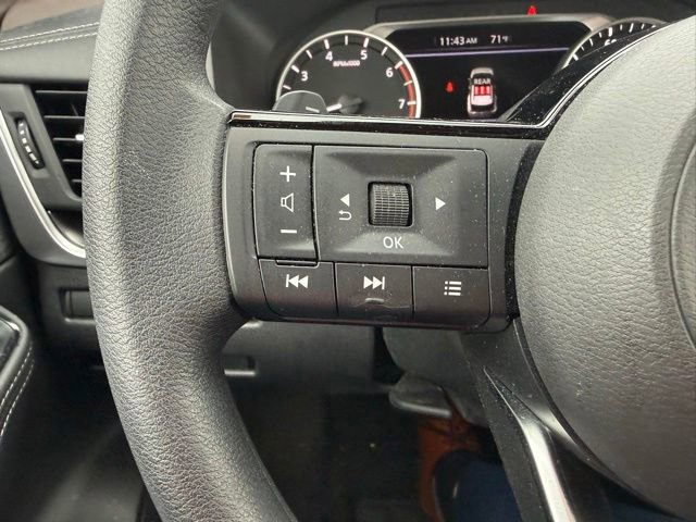 Used 2023 Nissan Rogue SV AWD/4WD image 30