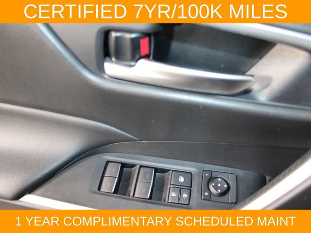 Used 2025 Toyota RAV4 XLE AWD/4WD image 16