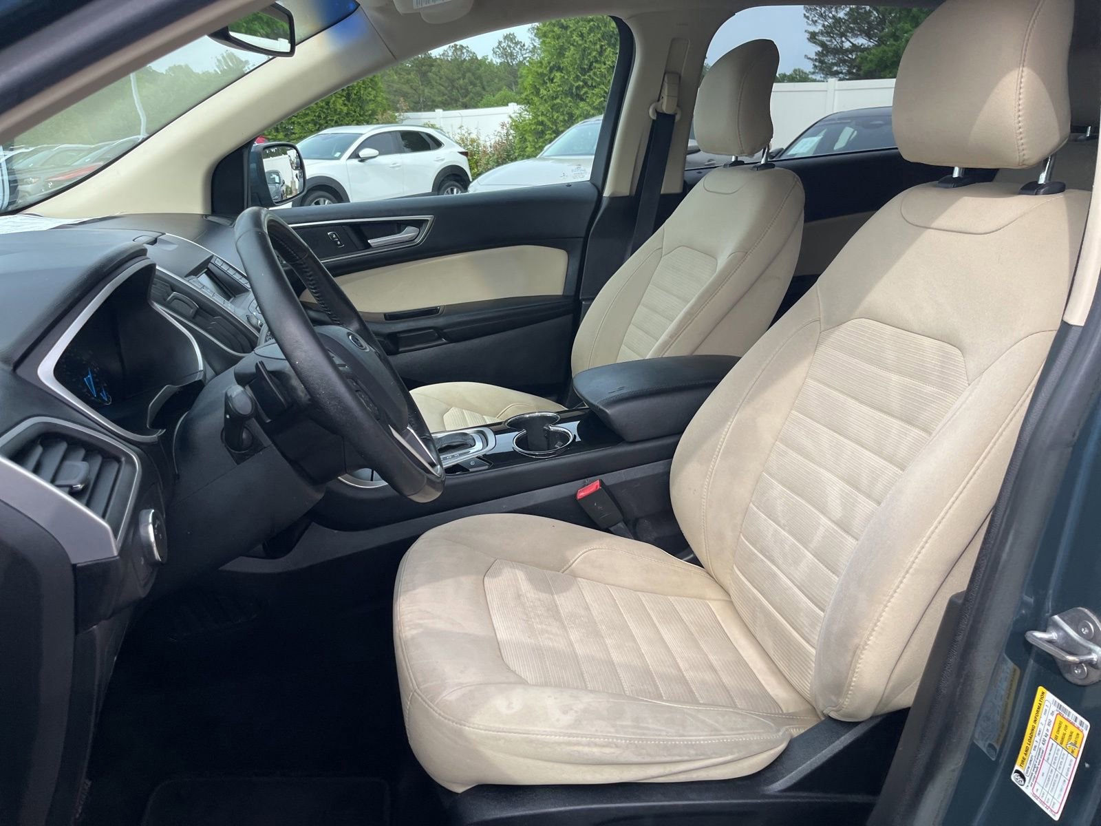 Used 2016 Ford Edge SEL FWD image 24