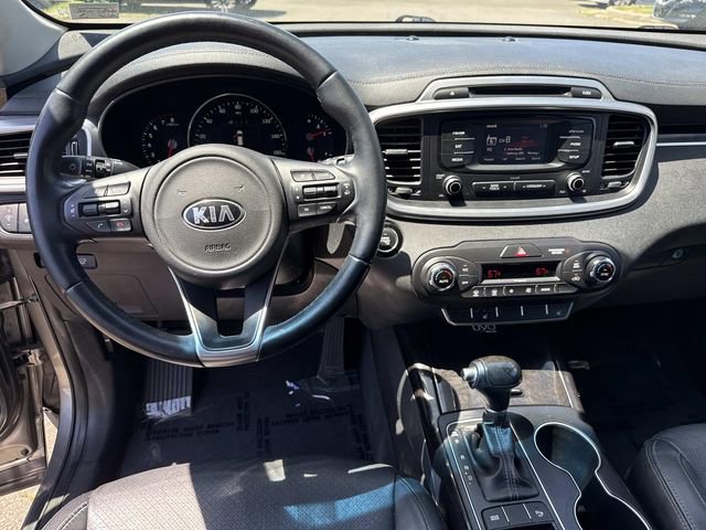 Used 2016 Kia Sorento EX w/ EX Premium Package FWD image 17