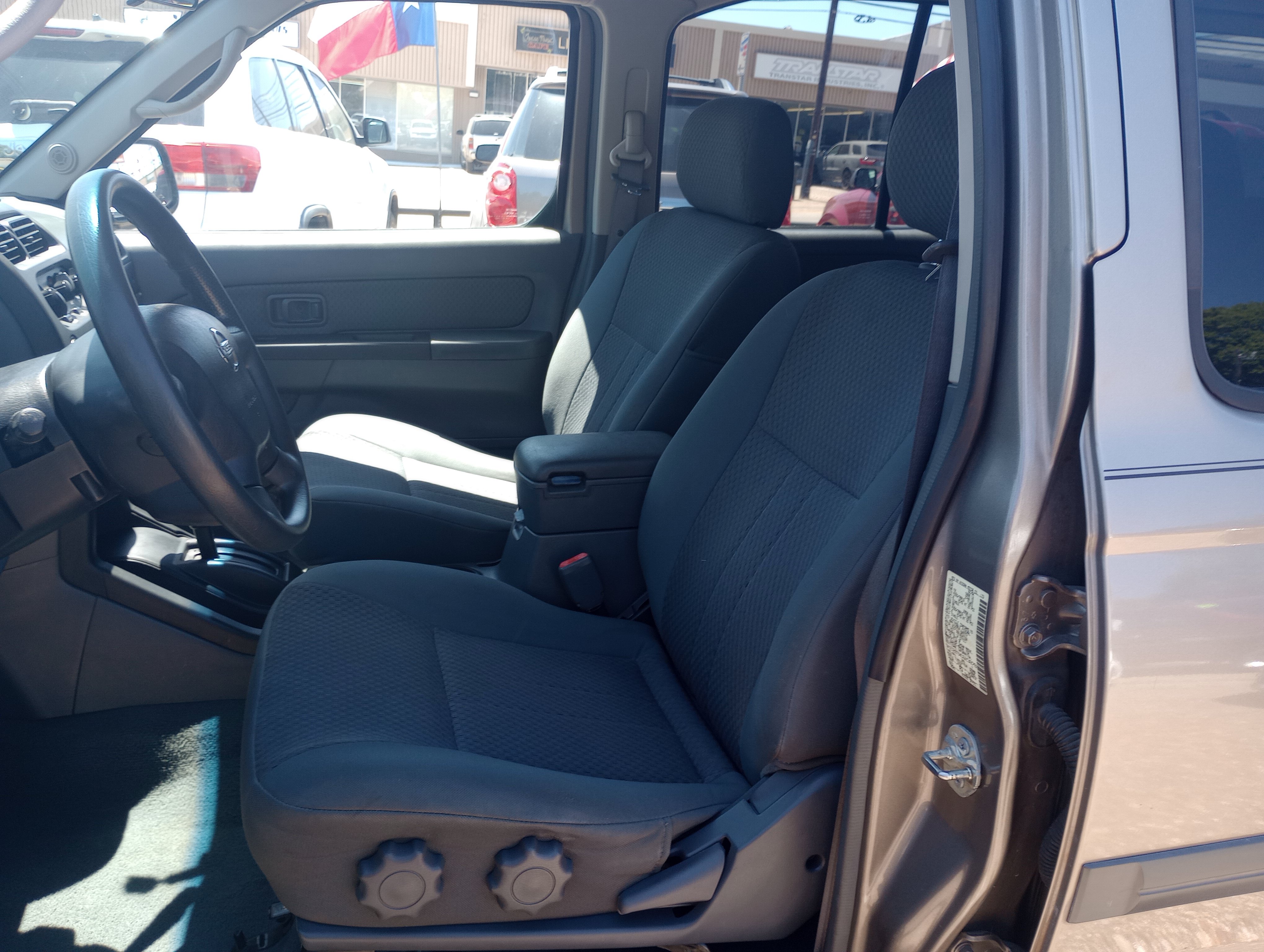 Used 2004 Nissan Xterra XE RWD image 10