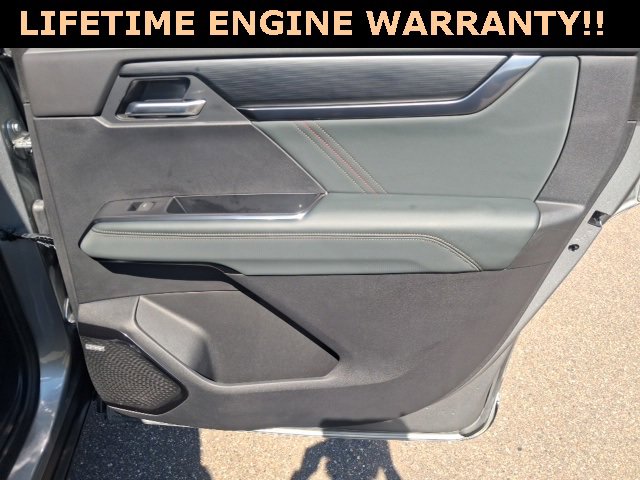 Used 2024 GMC Acadia AT4 w/ LPO, Floor Liner Package image 24