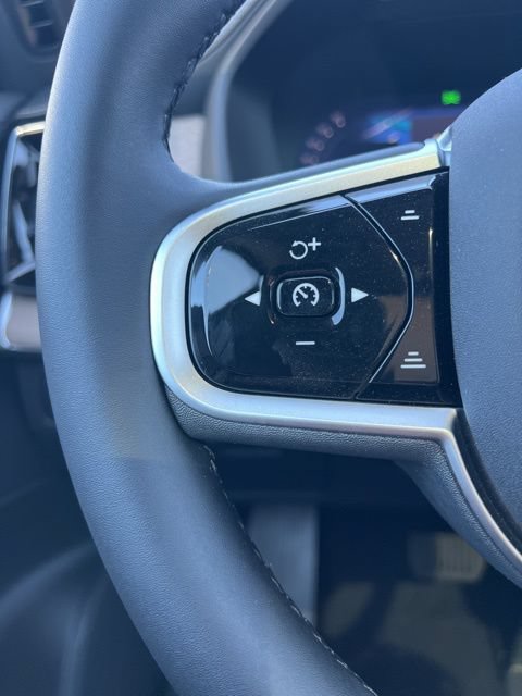 New 2026 Volvo XC90 B5 Core AWD/4WD image 12