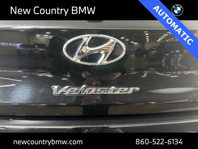 Used 2022 Hyundai Veloster N image 10