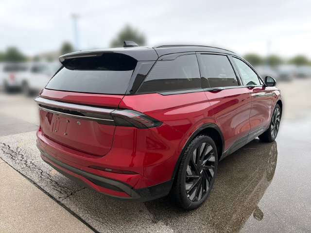 New 2026 Lincoln Nautilus Reserve AWD/4WD image 6