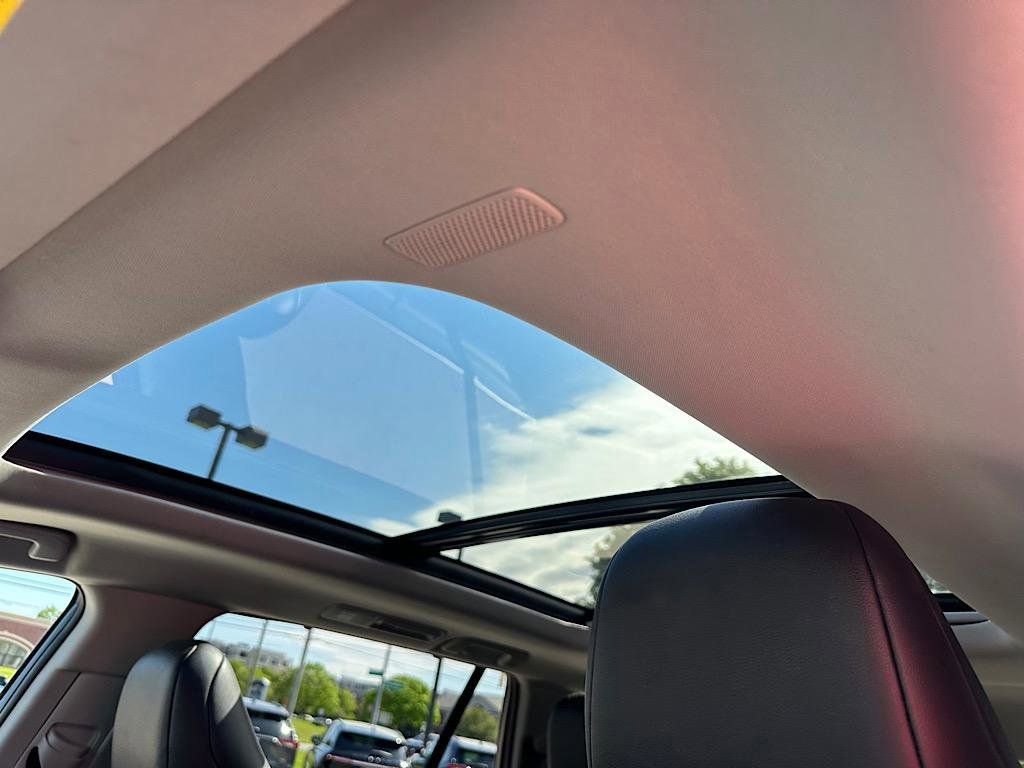Used 2024 Toyota Grand Highlander AWD image 19