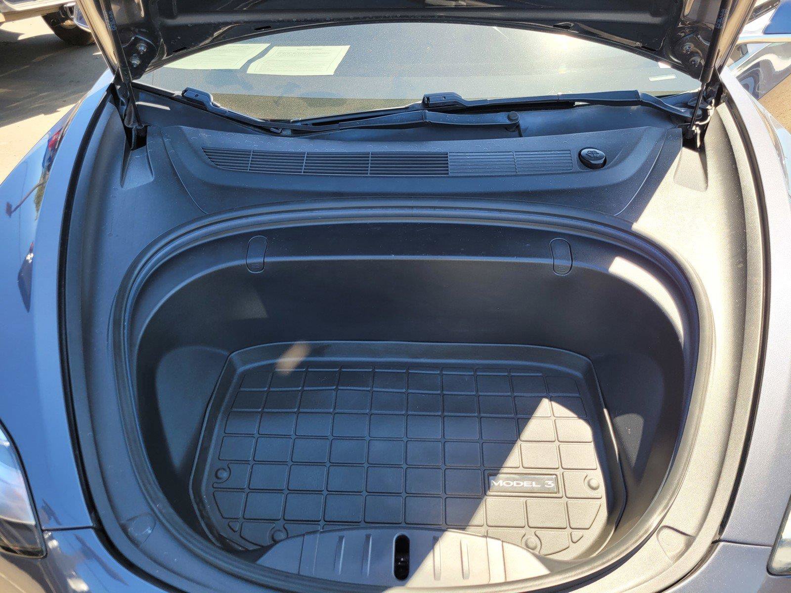 Used 2018 Tesla Model 3 Mid Range RWD image 36