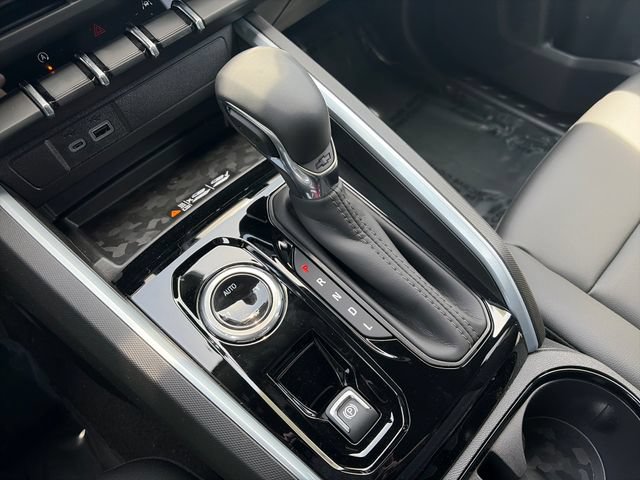 New 2026 Chevrolet Colorado LT w/ LT Convenience Package AWD/4WD image 25