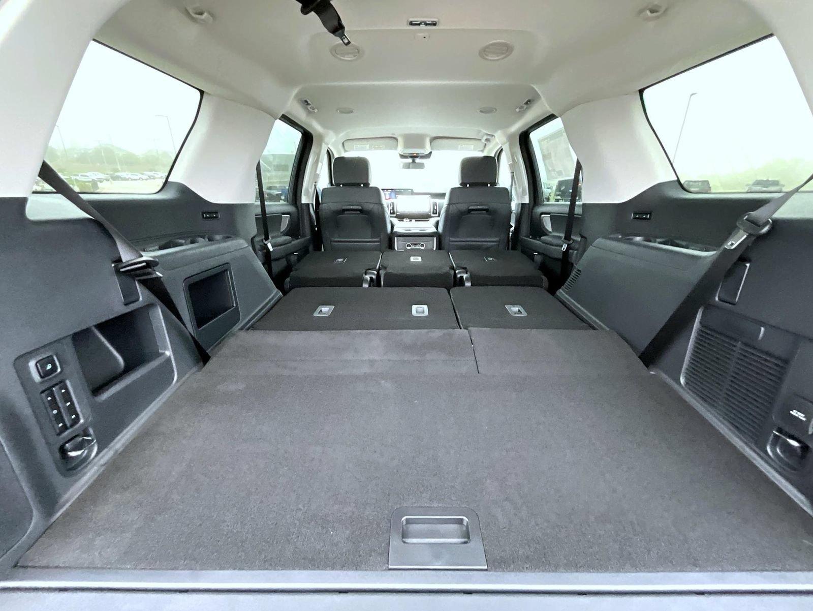 New 2027 Ford Expedition Active AWD/4WD image 18
