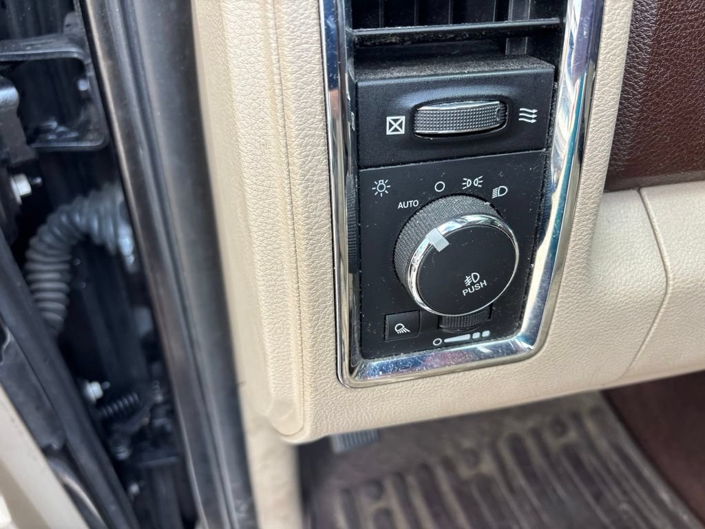 Used 2016 RAM 1500 Laramie w/ Convenience Group AWD/4WD image 25