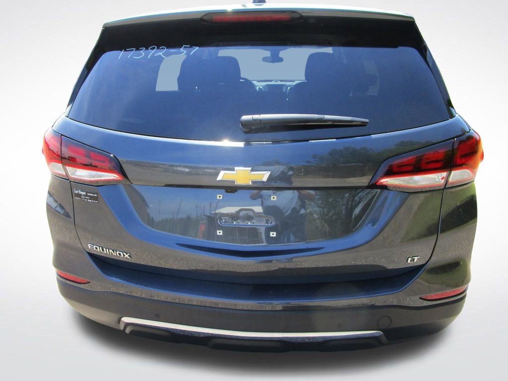 Used 2023 Chevrolet Equinox LT w/ LPO, Floor Liner Package FWD image 9