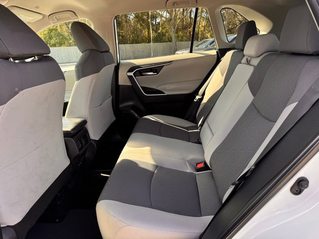 Used 2024 Toyota RAV4 XLE image 16
