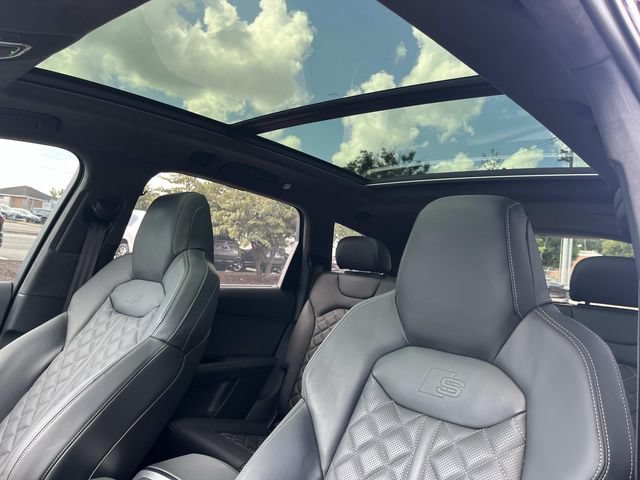 Used 2023 Audi SQ7 Prestige AWD/4WD image 35