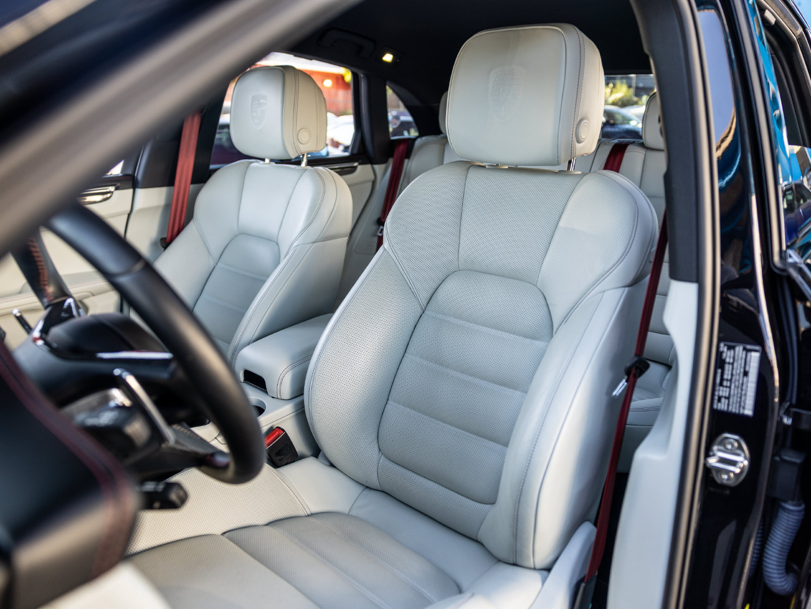 Certified 2024 Porsche Macan GTS AWD/4WD image 5
