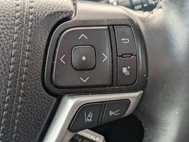 Used 2019 Toyota Highlander XLE image 29