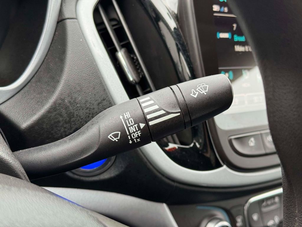 Used 2018 Chevrolet Volt LT FWD image 26