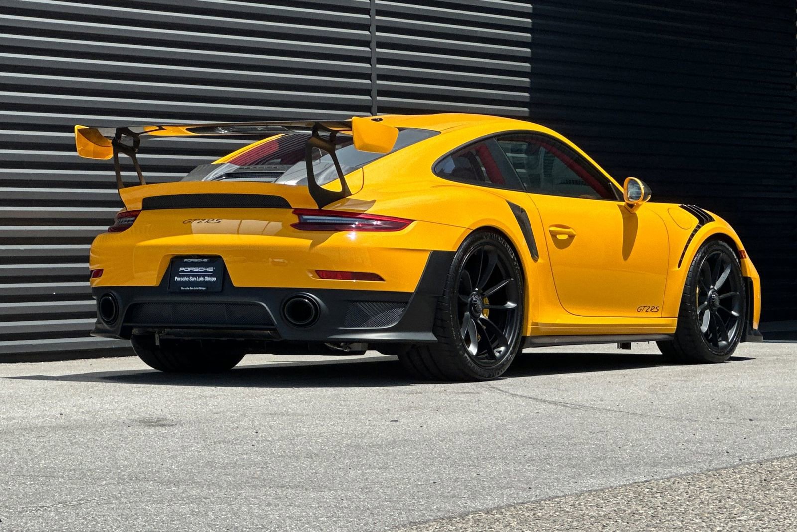 Certified 2018 Porsche 911 GT2 RS RWD image 8