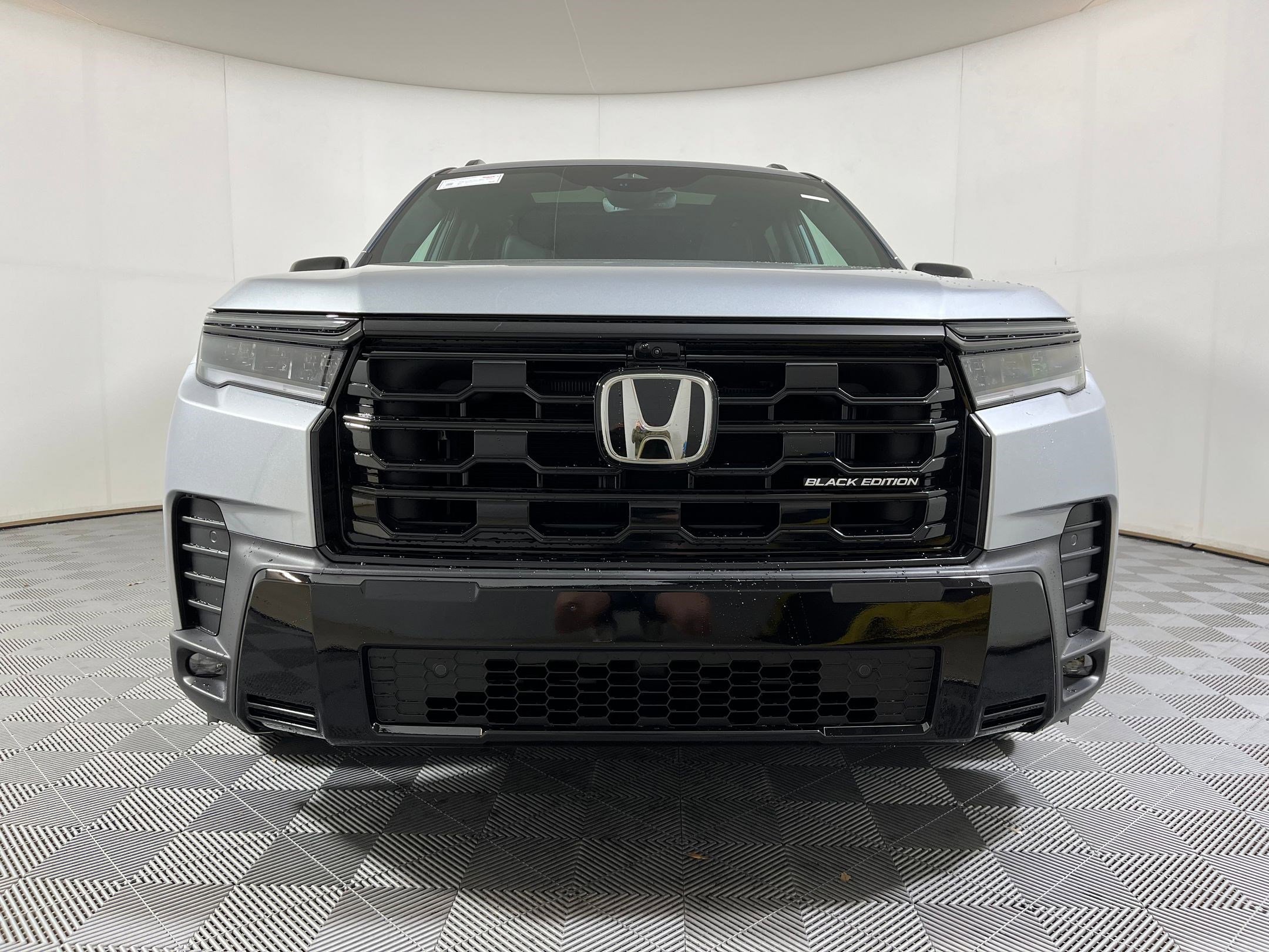 New 2026 Honda Pilot Black Edition image 5