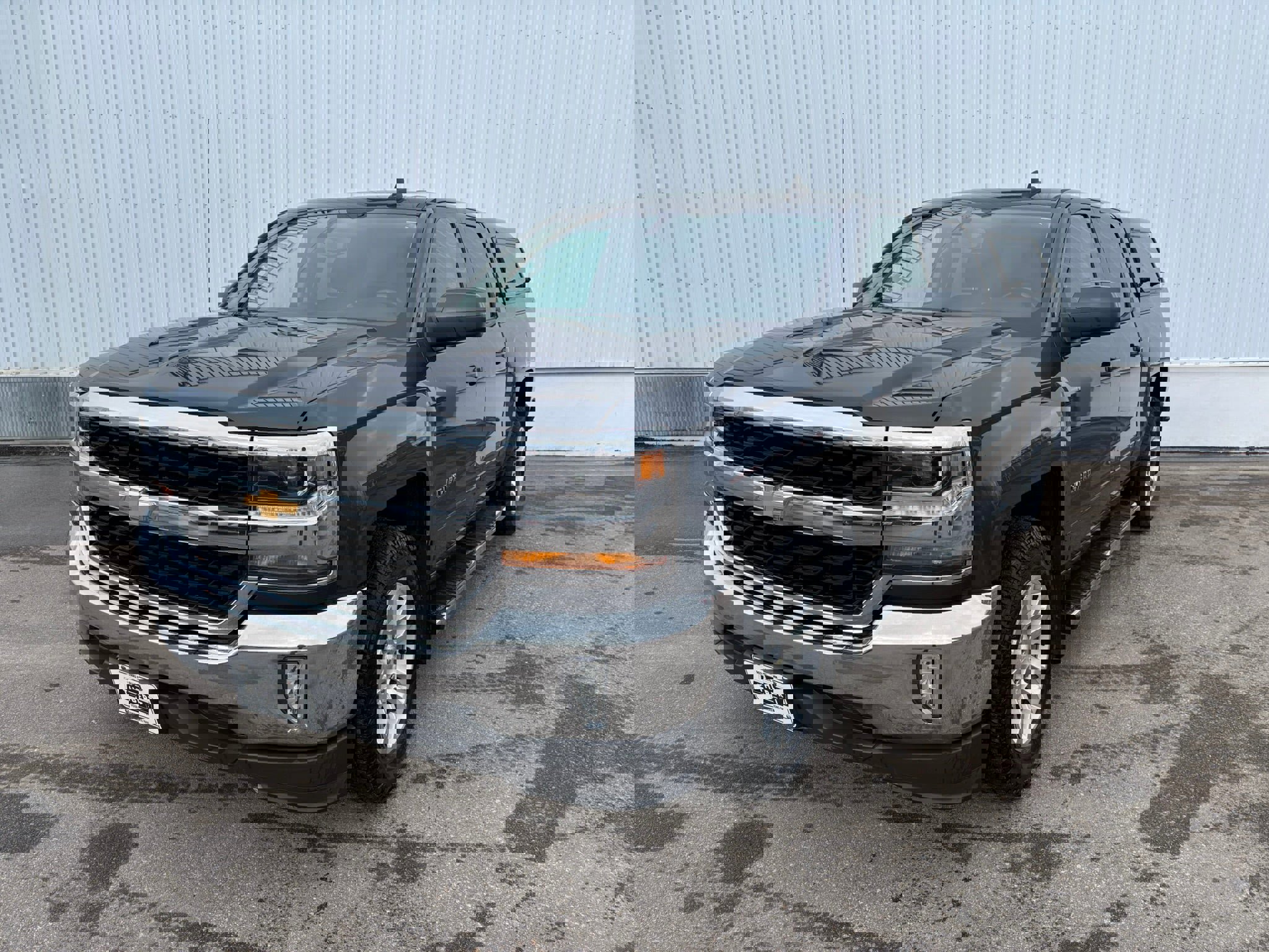Used 2017 Chevrolet Silverado 1500 LT w/ All Star Edition image 3