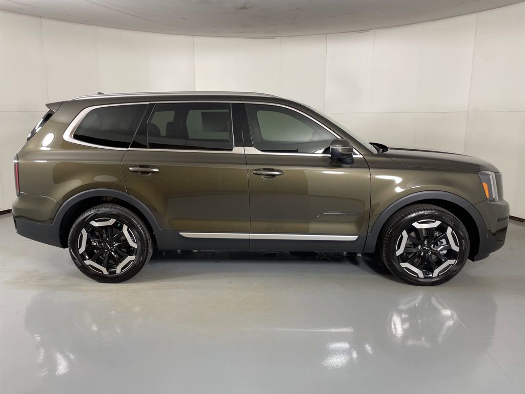 New 2025 Kia Telluride EX image 9