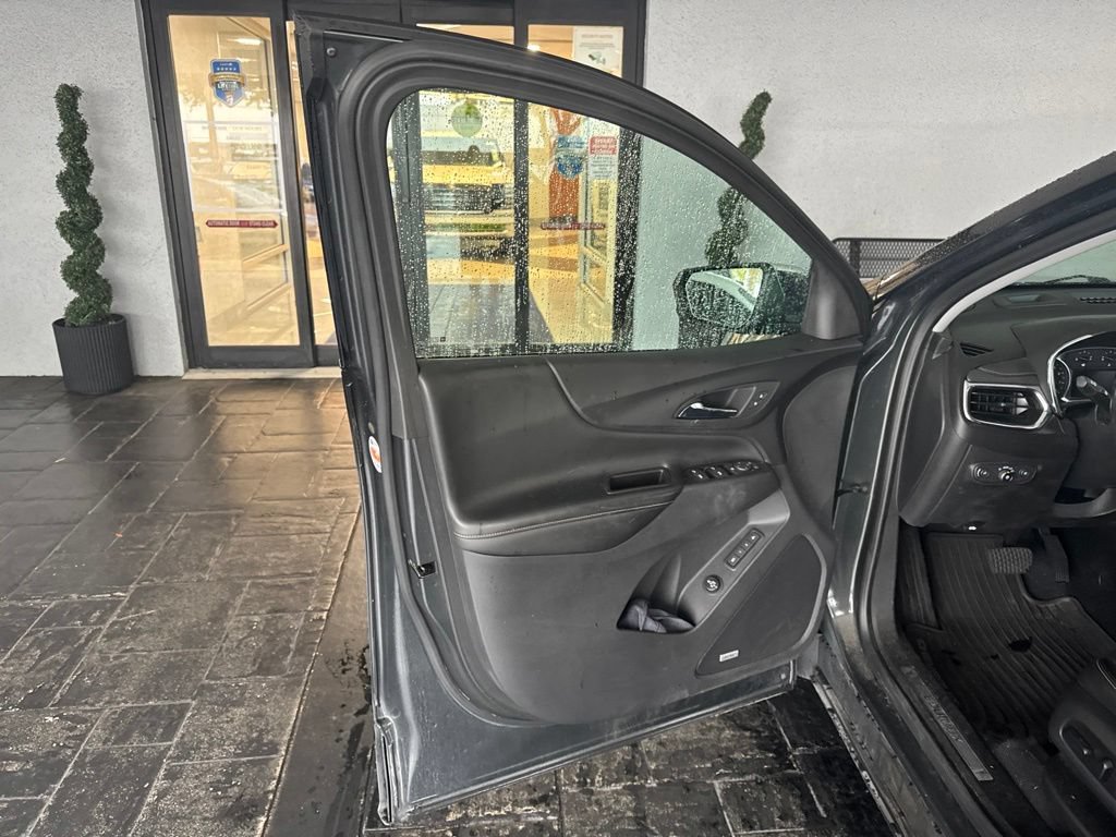 Used 2020 Chevrolet Equinox Premier FWD image 19