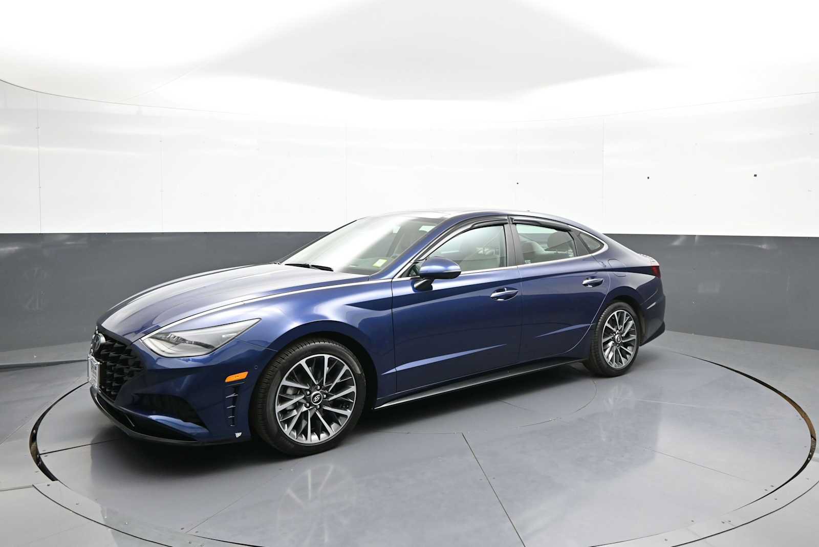 Certified 2022 Hyundai Sonata Limited FWD image 10