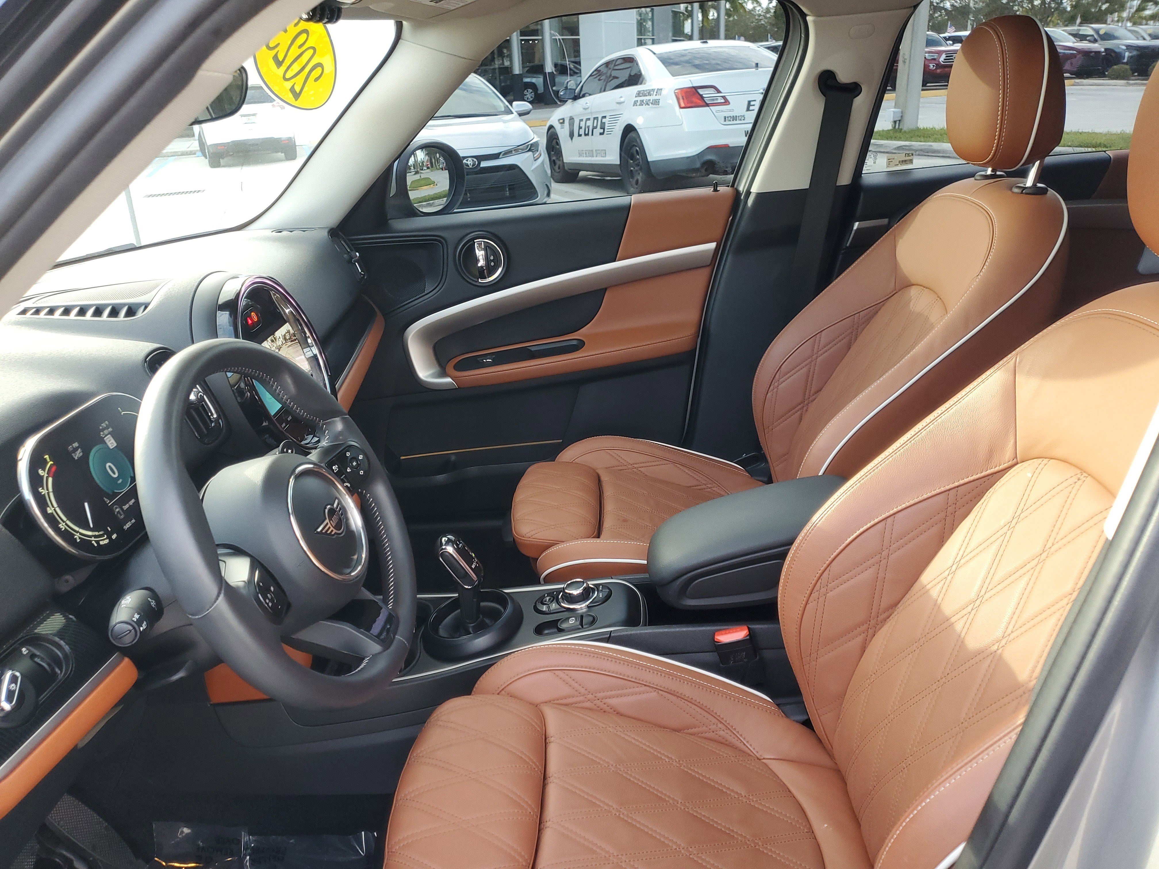 Used 2023 MINI Cooper Countryman S w/ Signature Upholstery Package image 16