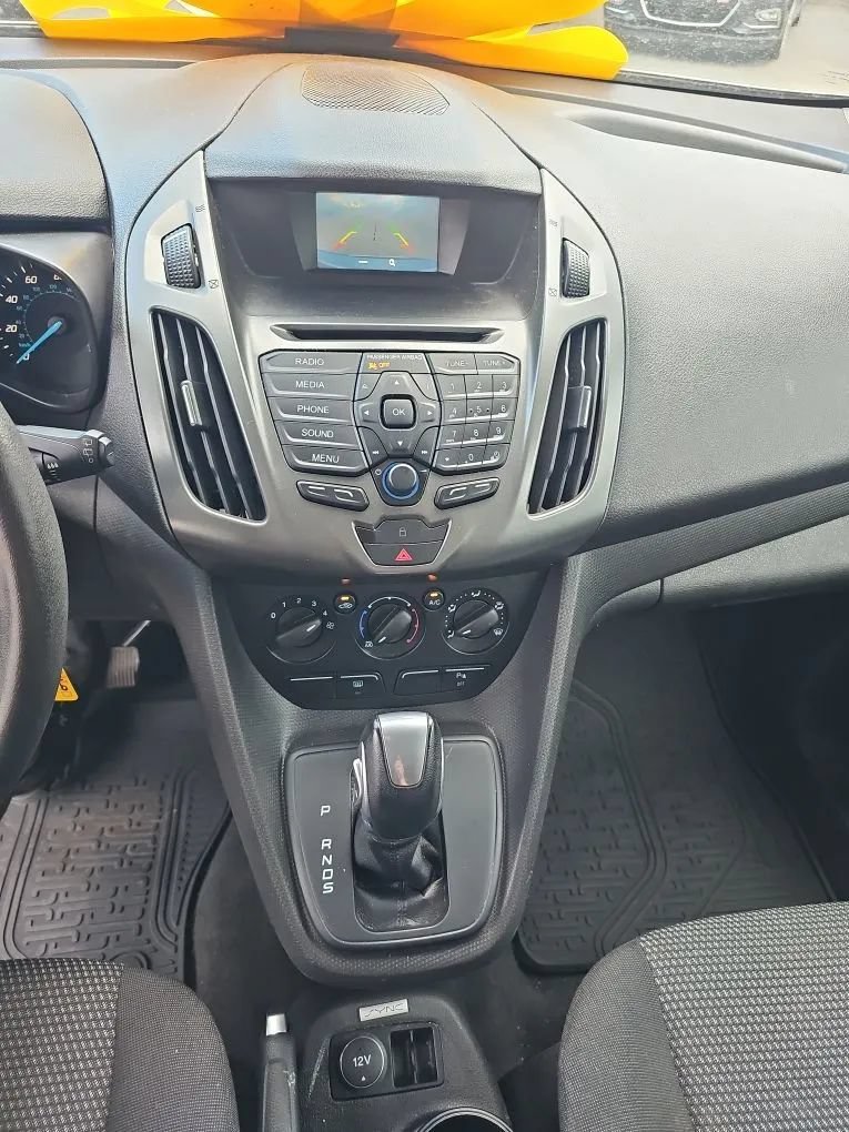 Used 2018 Ford Transit Connect XL FWD image 17