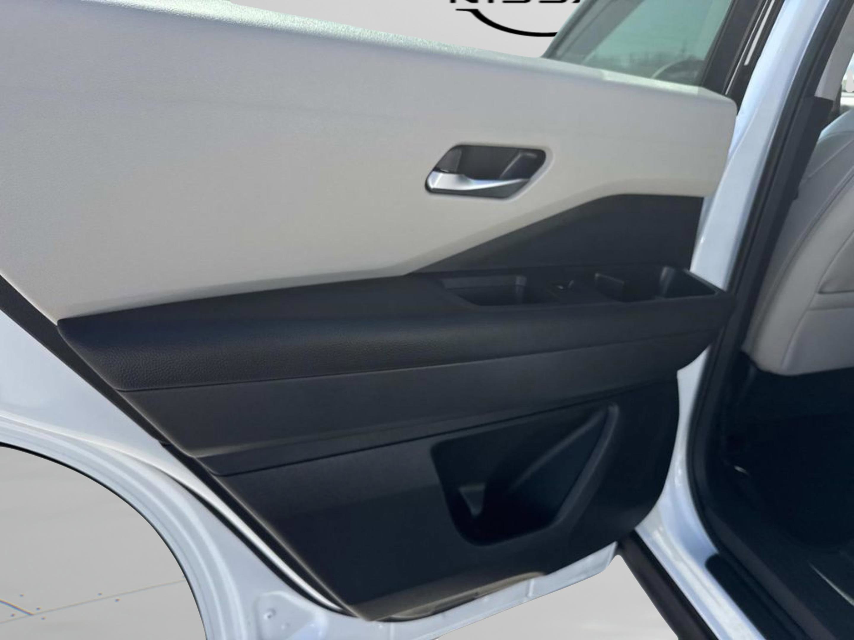 New 2026 Nissan Pathfinder SL image 13