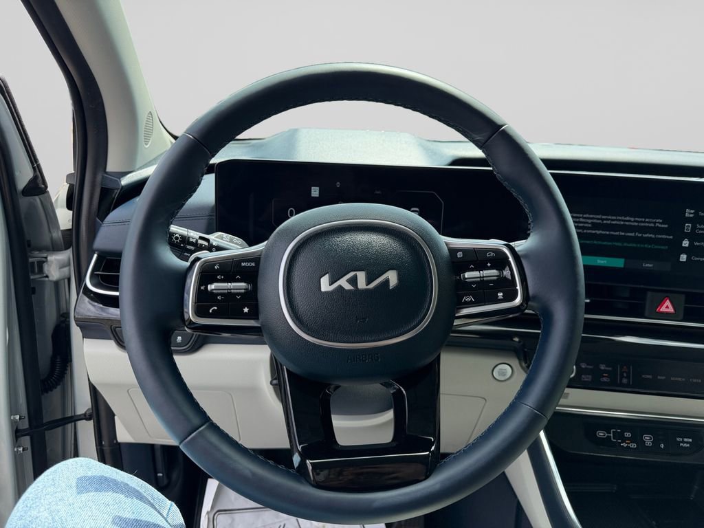 Certified 2026 Kia Carnival SX Prestige image 13