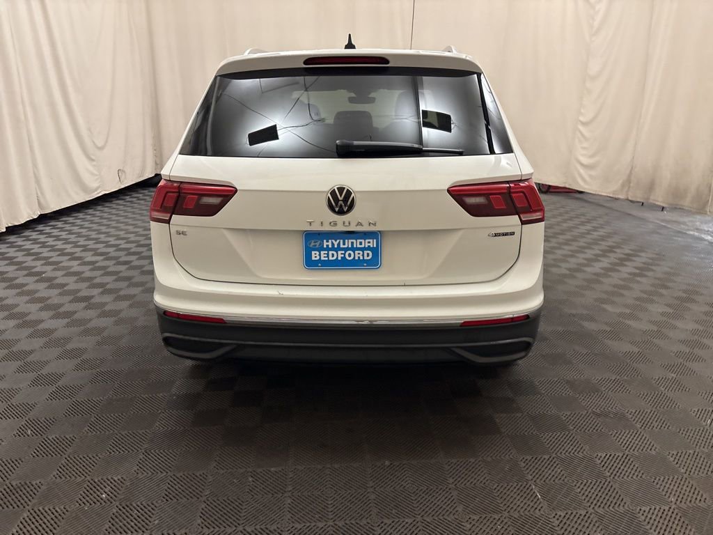 Used 2024 Volkswagen Tiguan SE image 6