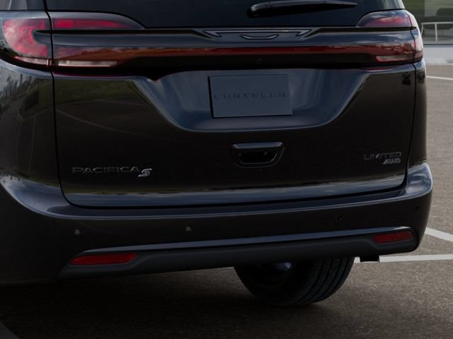 New 2027 Chrysler Pacifica Limited w/ S Appearance Package AWD/4WD image 14
