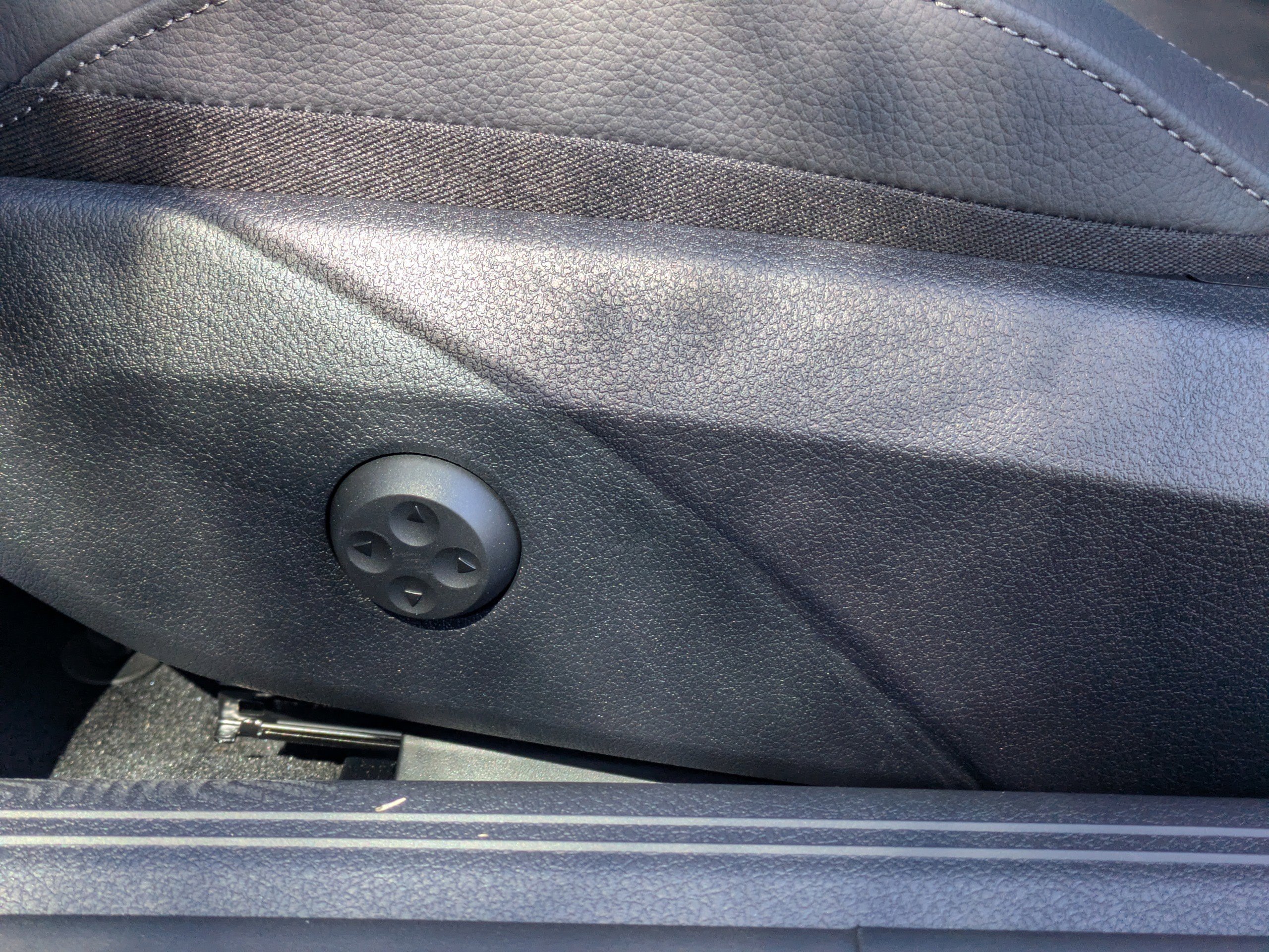 New 2026 Mercedes-Benz CLE 450 4MATIC Coupe image 25