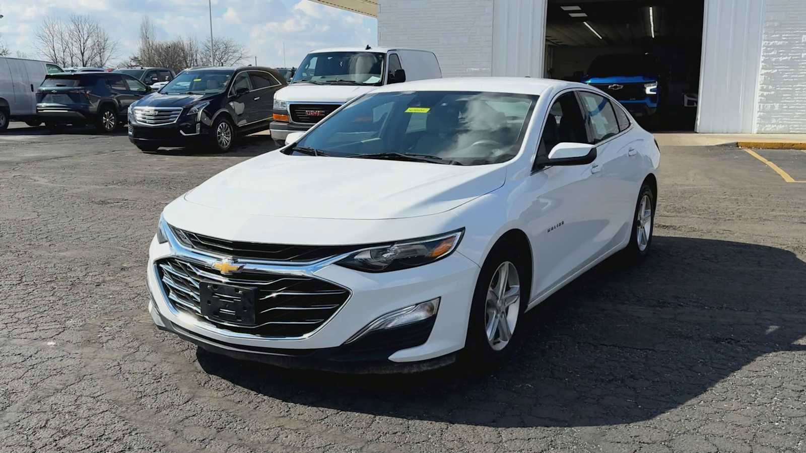 Certified 2020 Chevrolet Malibu LS w/ Driver Confidence Package II FWD image 4