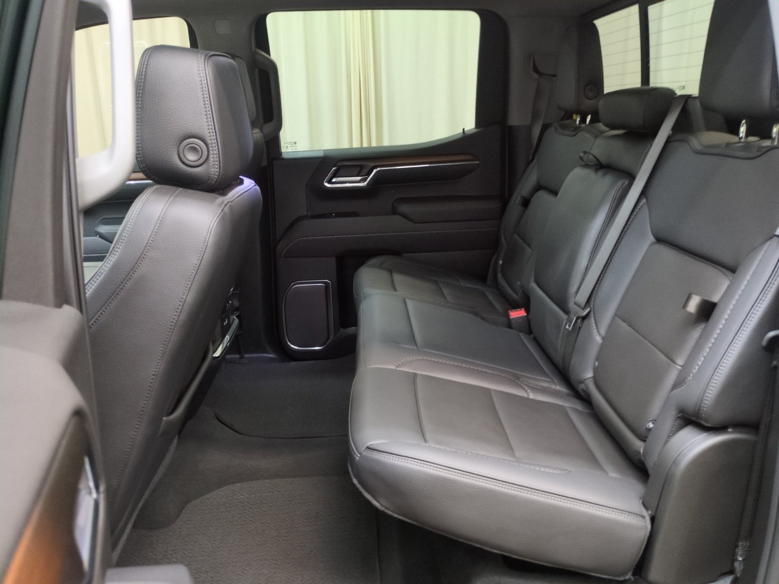 Used 2025 GMC Sierra 1500 Denali w/ Denali Reserve Package AWD/4WD image 25