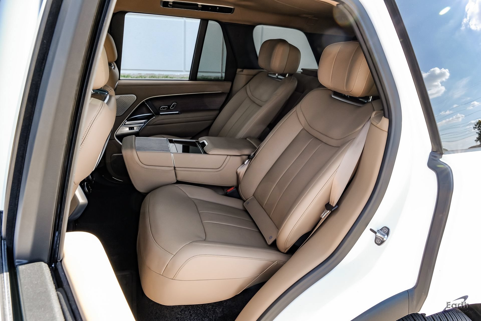 Used 2025 Land Rover Range Rover Autobiography AWD/4WD image 74