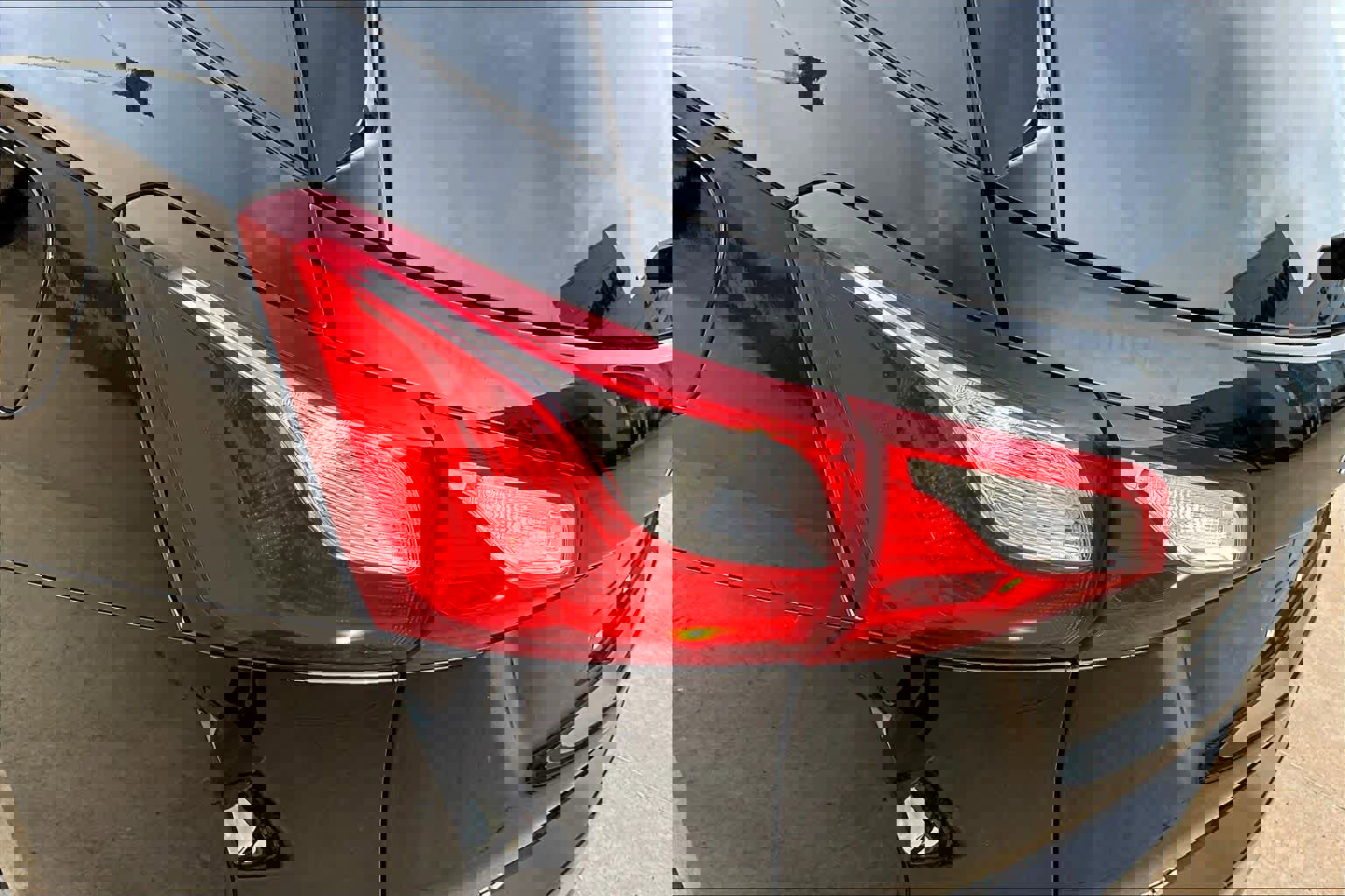 Used 2020 Chevrolet Equinox LT w/ Driver Convenience Package image 28