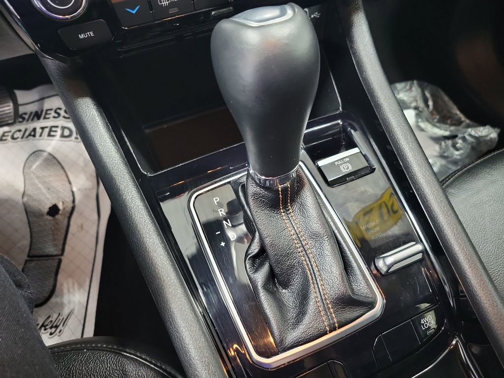 Used 2022 Jeep Compass Limited image 40