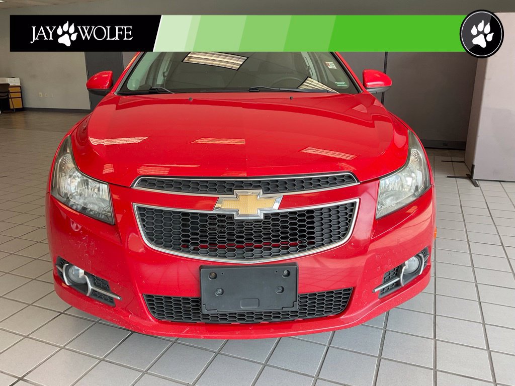 Used 2014 Chevrolet Cruze LT w/ RS Package FWD image 2