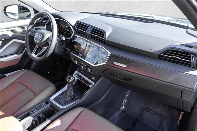 Certified 2023 Audi Q3 2.0T Premium Plus w/ Premium Plus Package image 25