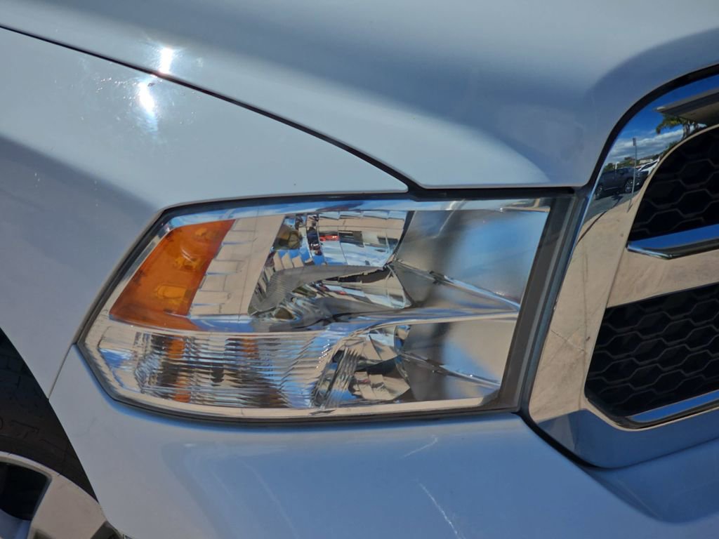 Used 2022 RAM 1500 Classic SLT w/ Electronics Group AWD/4WD image 32